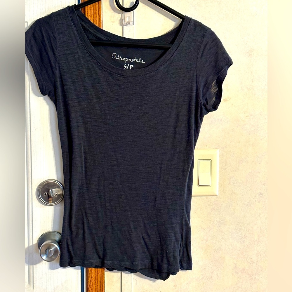 Aeropostale t shirt